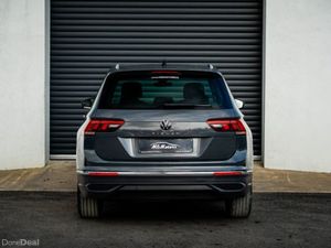 Volkswagen Tiguan Life 2.0tdi D7F 150HP 5DR Auto - Image 3