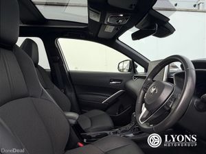 Toyota Corolla 1.8 Hybrid Sol Hatchback - Image 4