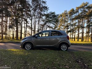 Kia Picanto 2022 Automatic - Image 4