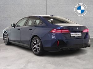 BMW i5 eDrive40 M Sport Saloon - Image 3