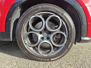 Alfa Romeo Tonale TI 1.5 MHEV 160HP AUTO - Image 3