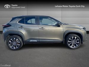 Toyota Yaris Cross YARIS CROSS LUNA SPORT - Image 3