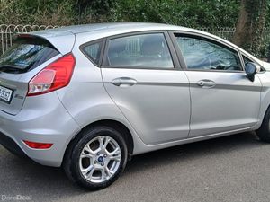 Ford Fiesta 2017 ZETEC 1.0 65bhp 5dr - FFSH - - Image 4