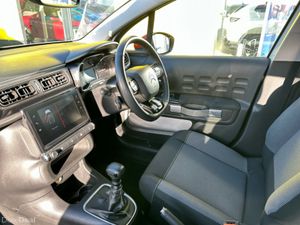 Citroen C3 1.2 PURETECH 110 FLAIR EA EAT6 5DR - Image 3