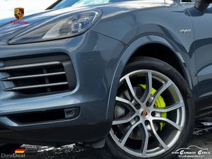 PORSCHE CAYENNE EHYBRID MOONLIGHT BLUE V6 - Image 4