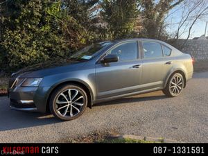 Skoda Octavia 1.6 Saloon mint condition - Image 4