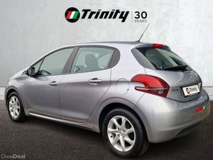 Peugeot 208 ** REAR PARKING SENSORS ** 1.2 PURETEC - Image 3