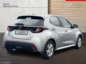 Toyota Yaris Yaris Hybrid 115 Luna - Image 2