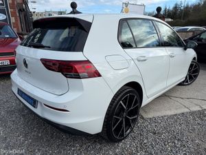 2024 Volkswagen Golf 1.0 LIFE - Image 4