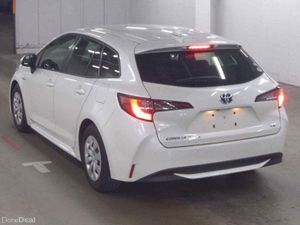 2019 Toyota Corolla Touring Hybrid - Image 4