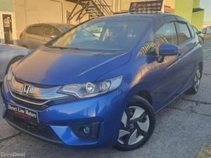 2014 Honda Fit Hybrid L Package | Half Leather - Image 4