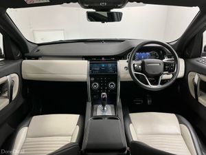 Land Rover Discovery Sport Urban Edition P300e AWD - Image 4