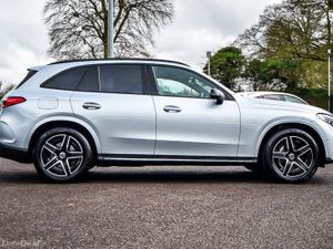 Mercedes-Benz GLC 220d AMG 4Matic Night Pack - Image 4