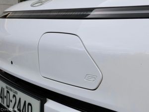 Hyundai KONA Kona EV Platinum 65KWH - Image 3