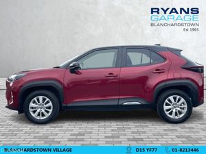 Toyota Yaris Cross 1.5 PETROL HYBRID AUTOMATIC 5DR - Image 4