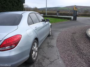 Mercedes-Benz C220 D AUTO, 2016 - Image 3