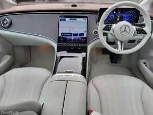 Mercedes-Benz EQE EQE300  AUTO - Image 4