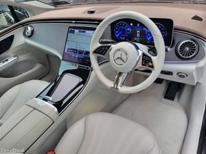 Mercedes-Benz EQE EQE300  AUTO - Image 2