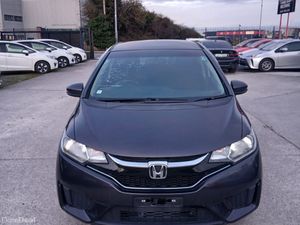 Honda Fit 2017 - Image 2