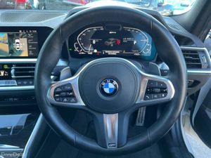 BMW 3-Series 330e M-SPORT COMPETITION 2.0 HYBRID * - Image 4