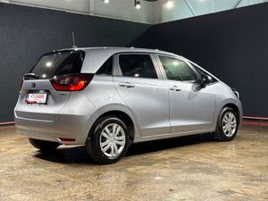 Honda Fit HYBRID 1.5L AUTOMATIC - CRUISE CONTROL - - Image 4