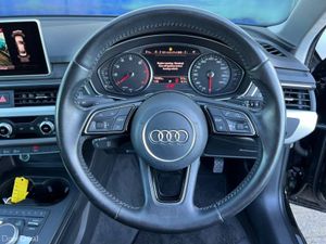 Audi A4 S-LINE PACK 1.4 TFSI AUTO // NEW 19" S-LIN - Image 4