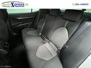 Toyota Camry Hybrid G Automatic - Image 4