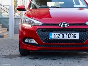 Hyundai i20 1.2 Deluxe, Very low mileage! - Image 3