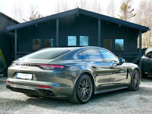 Porsche Panamera 2023 - Image 4