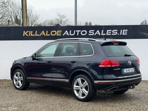 Volkswagen Touareg 3.0D V6 Auto (Very Low Miles) - Image 4