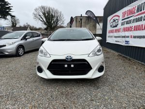 Toyota Aqua 2017 leather interior - Image 2