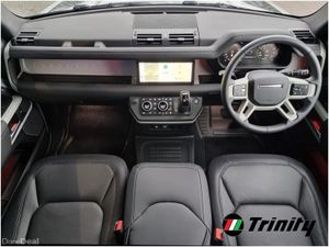 Land Rover Defender ** 6 SEAT ** X-DYNAMIC SE ** P - Image 3