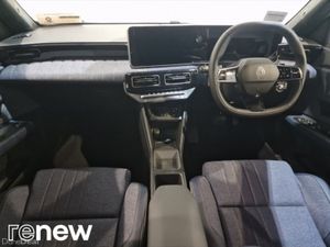 Renault 4 Techno 52kwh 150hp - Image 3