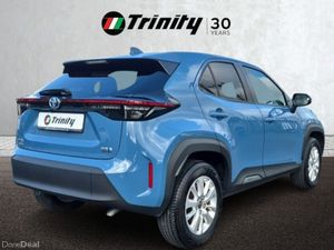 Toyota Yaris Cross ** 1.5 HYBRID ** AUTO ** HUGE S - Image 3