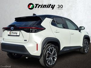 Toyota Yaris Cross ** 1.5 HYBRID ** AUTO ** HUGE S - Image 3