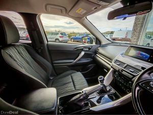 Mitsubishi Eclipse Cross ECLI INTENSE 6MT 4DR - Image 2