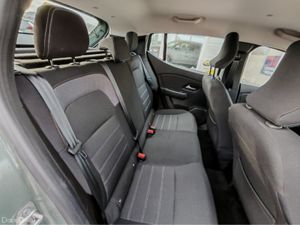Dacia Sandero STEPWAY EXPRESSION TCE 90 NBI - Image 2