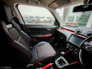 Suzuki Swift manual sport - Image 2