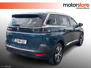 Peugeot 5008 1.2 PureTech 130bhp Allure - Image 3
