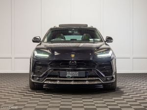 2021 Lamborghini Urus V8 - Image 2