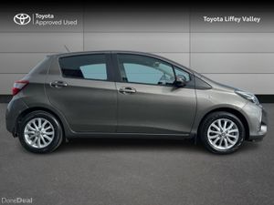 Toyota Yaris YARIS HYBRID 5DR LUNA - Image 3