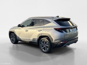 Hyundai Tucson 2WD Executive Plus - Image 4