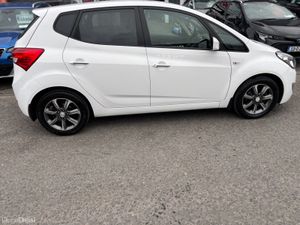 2020 Hyundai ix20 1.6 Petrol Deluxe - Image 3