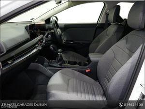 Kia K4 K2 5 Door Hatchback 1.0 MHEV **DEMO SALE ** - Image 3