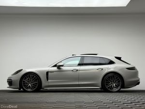 Porsche Panamera 4 E-Hybrid Sport Turismo Platinum - Image 4