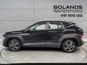 Hyundai KONA 1.6 HYBRID Signature Auto Finance fro - Image 4