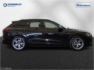 Audi E-tron Estate Black Edition - Image 3