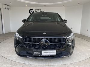 Mercedes-Benz 200 2023 - Image 2