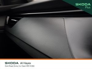 Skoda Kamiq **REVERSING CAMERA**HEATED FRONT SEATS - Image 3