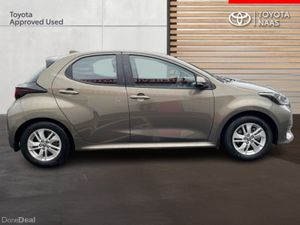 Toyota Yaris Yaris Hybrid 115 Luna - Image 3